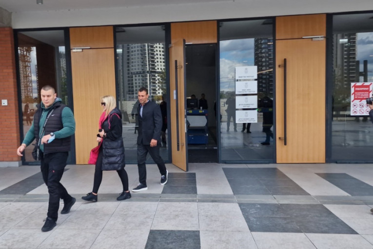 Uroš Ćertić napušta Palatu pravde