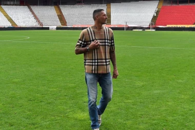 ISPOVEST MATERACIJEVE MAJKE: Evo zašto je bratanac legendarnog Marka odabrao da igra za Srbiju! (FOTO)