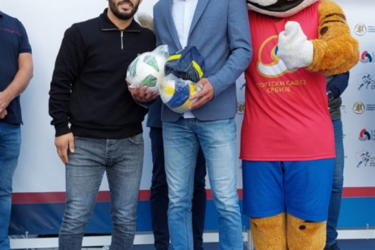 Mali sajam sporta u Vlasotincu