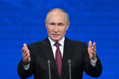 KO ODBIJE MOBILIZACIJU DO 10 GODINA ZATVORA: Putin potpisao izmene zakona!