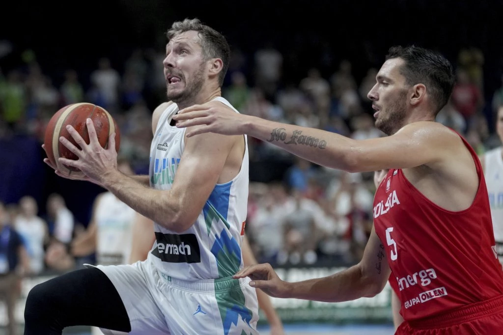 Stigao odgovor Slovenaca o PIJANČENJU na Eurobasketu!