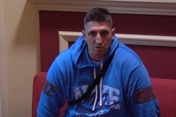 Te devojke su DEGENERICI! Golubović URNISAO Ćertića, RAT se nastavio! (VIDEO)