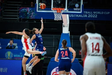 LOŠ START NA SP: Košarkašice Srbije poražene od Kanade (VIDEO/FOTO)