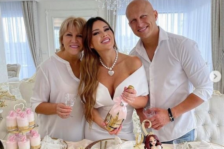 Proslava povodom useljenja