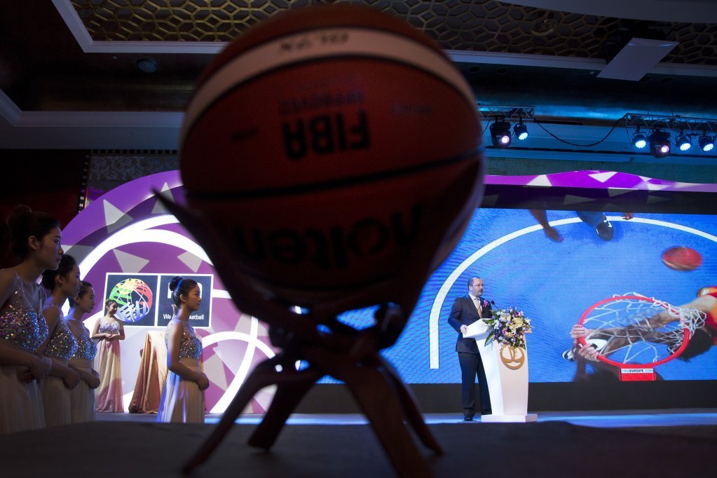 FIBA PROMENILA PRAVILA: Tri nove stavke na snazi od oktobra!