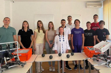 Tim Srbije na Međunarodnoj olimpijadi u robotici