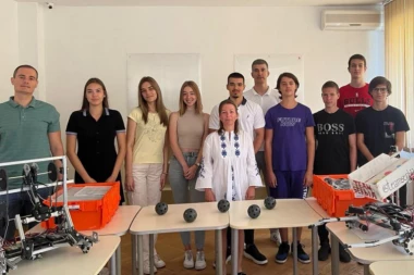 Tim Srbije na Međunarodnoj olimpijadi u robotici