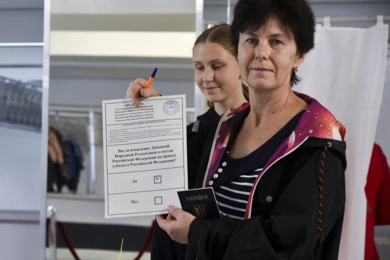 REFERENDUMI NA ISTOKU UKRAJINE: Najveća izlaznost u Donbasu