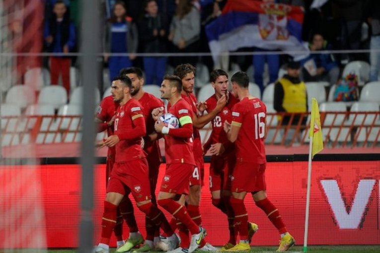 Doktor Mitrogol! Srbija vodi - 2:1, poluvreme na Marakani! (UŽIVO/VIDEO)