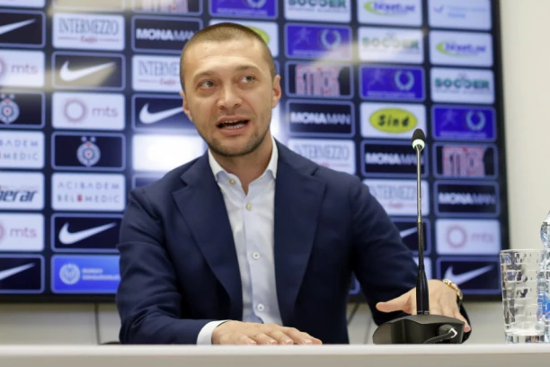 IVICA ILIEV EKSKLUZIVNO: "Hvala ŠTO ZOVETE kad je DOBRO! PRESREĆAN SAM"!