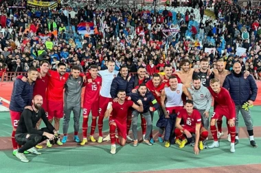 Gledali ste meč između Srbije i Švedske? Jedan detalj Vam je sigurno promakao! (FOTO)