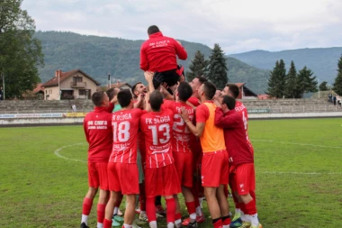 SLOGI CEO PLEN: Golovima pred kraj oba poluvremena osigurana sva tri boda! (FOTO)