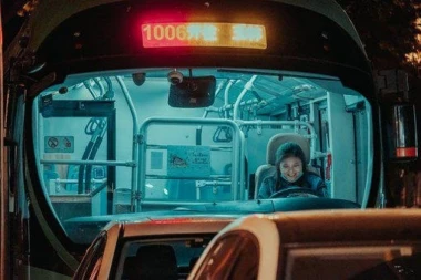 KINEZI PRATE EMOCIJE SVOJIM GRAĐANIMA: Evo ko će nositi narukvice koje prate rad organizma!