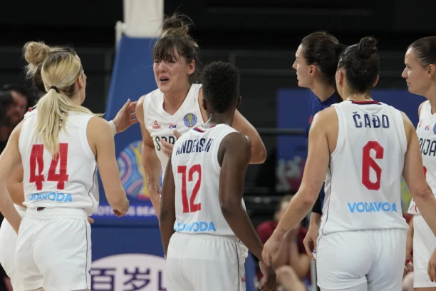 HRVATI KUKAJU NA SAV GLAS: Izvukli smo Srbiju, nikada nismo bili kao oni!