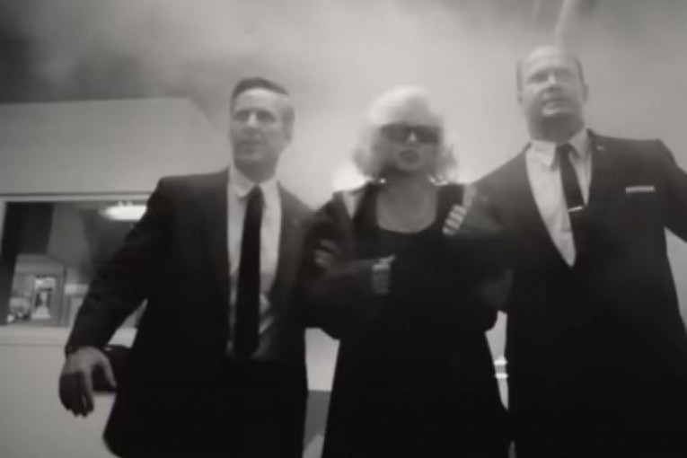 Scene iz filma "Plavuša"