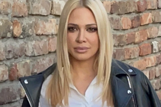 MILICA TODOROVIĆ MORALA DA IDE NA PSIHOTERAPIJE: Borila se sa DEPRESIJOM, u suzama priznala sve!