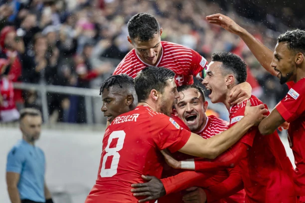 SRBIJO, SAMO OPREZNO: Švajcarska u velikoj seriji pobeda, Španija u finišu do prvog mesta u grupi! (VIDEO)