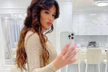 VRATILA SE U PRIRODNO IZDANJE! Stanija napravila PROMENU, pa se novim izgledom odmah pohvalila fanovima - komentari PLJUŠTE! (FOTO)