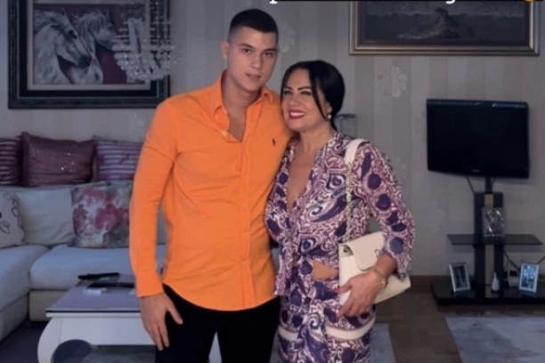 PORODIČNI SKANDAL! Sin Zlate Petrović UŽIVO u programu vodio LJUBAV, pa priznao da je samo EKSPERIMENTISAO!