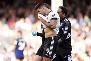 KATASTROFA: Povredio se Aleksandar Mitrović!