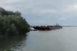 TERETNI BROD PLUTA BEZ KONTROLE! Drama na Dunavu kod Vinče! (VIDEO)