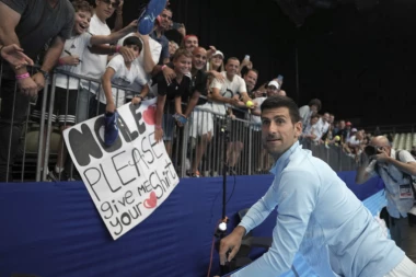 NEVEROVATNO! Skandal! Prekinut prenos usred Novakovog govora!