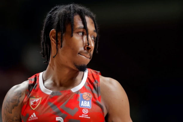 SAD JE SVE POZNATO: Evo šta je sa Adamsom!