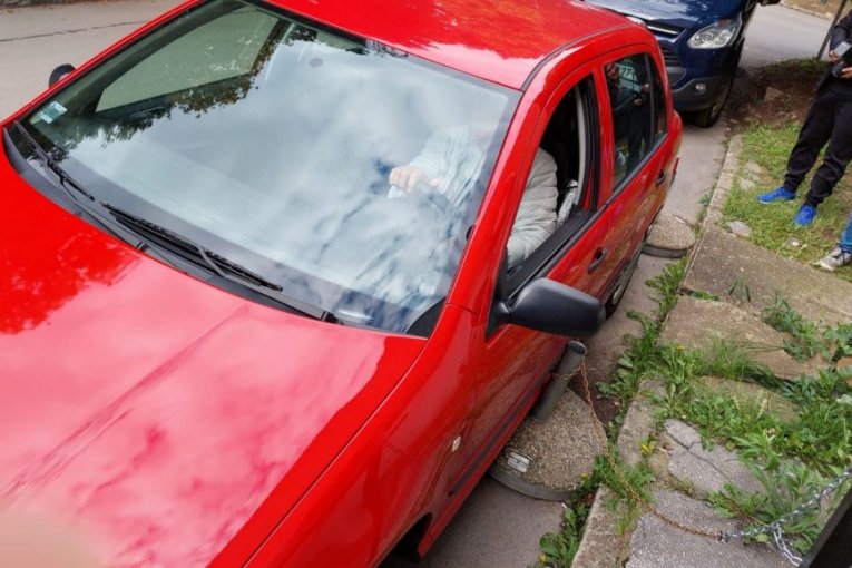 Dragan Stojković Bosanac udario auto