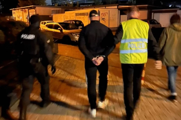 HAOS U NEMAČKOJ PRED DOLAZAK PARTIZANA: Policija spovela raciju i uhapsila vođe navijača Kelna!