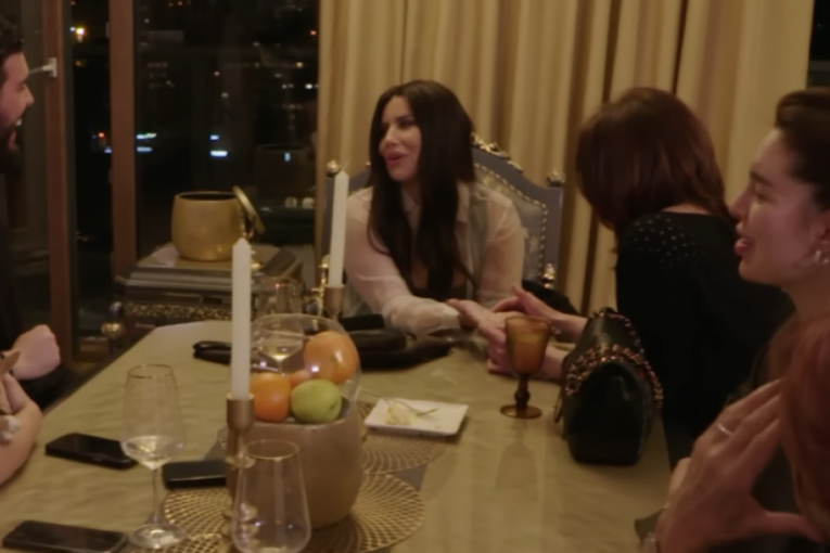 Alis Adaktar saznala da je čeka treće dete