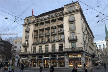 PRODAJE SE ČUVENI HOTEL SAVOI U CIRIHU! Banka Credit Suisse povlači očajničke poteze da ostvari profit!