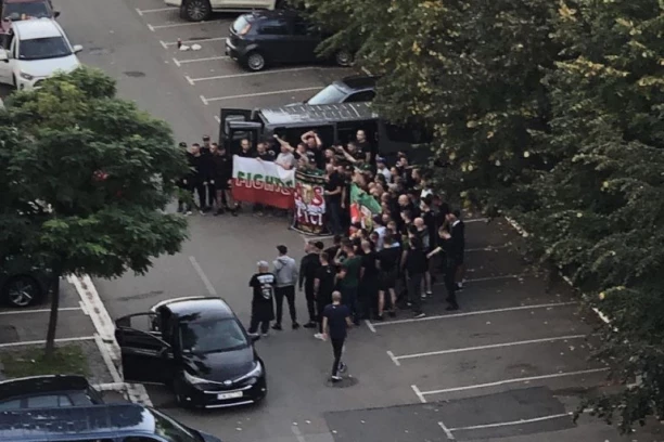 MAĐARI PROVOCIRAJU PO BEOGRADU: Navijači Ferencvaroša stigli u Grobarski kraj, pa napravili HAOS! (VIDEO, FOTO)