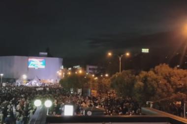 OKONČAN PROTEST OPOZICIJE U BANJALUCI: Na Trgu Krajine Trivićeva pročitala DVA ZAHTEVA! (VIDEO)