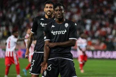 ZAKUVALO SE U ZVEZDINOJ GRUPI: Igrali su Monako i Trabzon - četiri komada i crveni karton u kneževini!