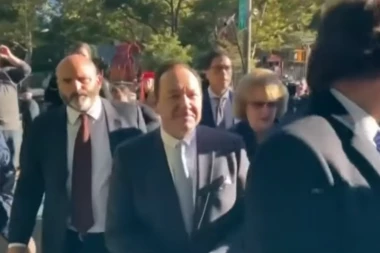 GLUMAC PROGOVORIO O ZASTRAŠUJUĆEM ISKUSTVU: Tvrdi da ga je Kevin Spejsi SE*SUALNO ZLOSTAVLJAO kad je imao samo 14 godina