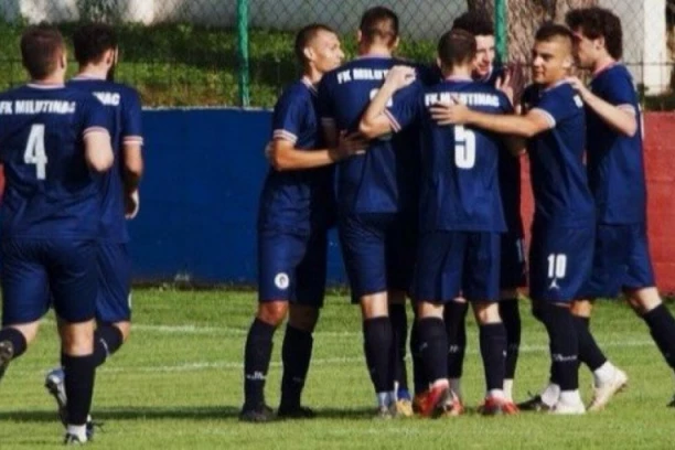 HAOS U ZEMUNU: Navijači NAPALI igrače, utakmica PREKINUTA! Očekuje se reakcija Saveza!