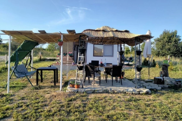 NOVI HIT U SRBIJI: Najjeftinije kuće za STANOVANJE, možete da ih selite gde hoćete i ne treba vam DOZVOLA