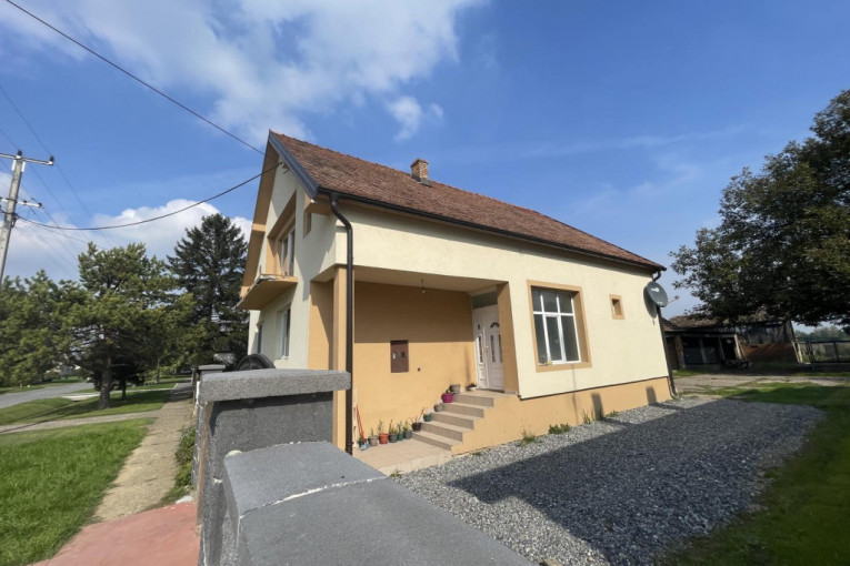 Kuća Mikija Đuričića zapaljena