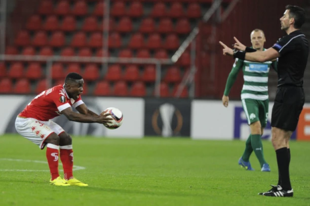 ON SUDI ZVEZDI: Poljak na centru u Budimpešti, delio pravdu na meču koji bi navijači Partizana RADO ZABORAVILI!