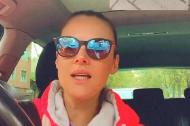 POKRADENA SLAVICA ĆUKTERAŠ! Pevačica ispričala kakvu NEPRIJATNOST je doživela, za sve optužila KOMŠIJU! (FOTO)
