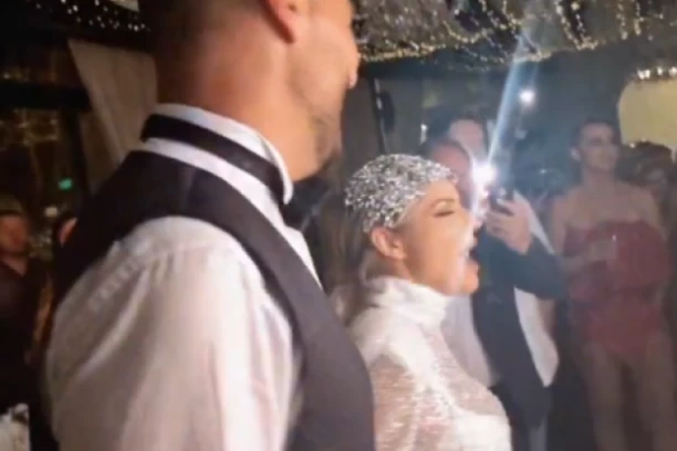 TORTA NA 6 SPRATOVA I VATROMET! Vanja i Aleksandar napravili PROVOD za PAMĆENJE!