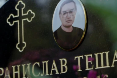 BRANISLAV JE SAHRANJEN BEZ IKAKVIH OBELEŽJA! Najtužnija priča jednog Jugoslovena: Skoro 4 godine bio mrtav u stanu, niko nije primetio! (FOTO,VIDEO)