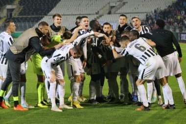 STREPNJA ZA GROBARE: Partizan na zimu ostaje bez KLJUČNOG igrača?