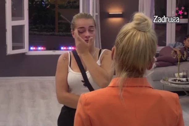 JEZIVA ISPVOEST ZADRUGARKE: Pred Zadrugu saznala da ČOVEK sa kojim živi NIJE NJEN otac, progovorila o GOLGOTI koju je proživela zbog majčinih laži! (VIDEO)