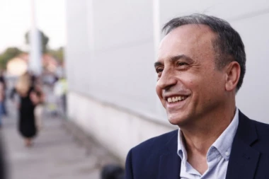 BEKIJU BEKIĆU TO NIJE PRAVO IME! Pevač priznao zašto je već ČETIRI DECENIJE na estradi pod drugim imenom, mnogi ne znaju kako se stvarno zove!