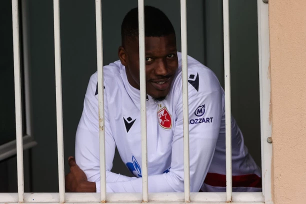 HOĆE LI BITI TREĆA SREĆA? Posle promašaja s Dionijem i Kulibalijem, Zvezda juri novog golgetera iz Francuske