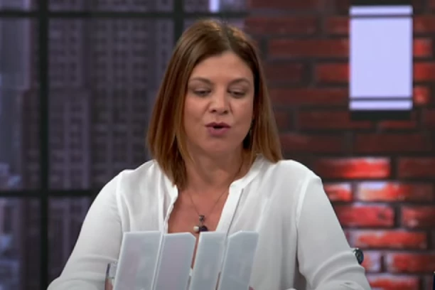 "Da nije filmova u kojima je glumila, teško bih se sećala MAME": Naša poznata glumica o TRAGIČNOM gubitku u porodici! (FOTO)