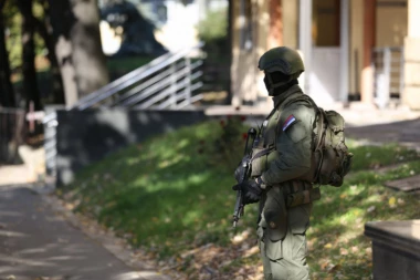 ''HEROJ NE UMIRE, ON OSTAJE U STROJU''! Iznenadna smrt Bojana Dikića potresla Srbiju – oglasio se MUP