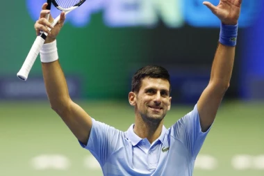DESETA U NIZU: Novak slomio nezgodnog Amerikanca i prošao u osminu finala u Parizu!