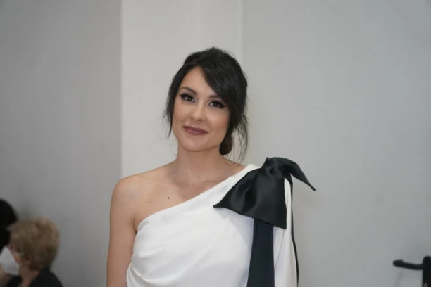 BILO MI JE NEPRIJATNO: Dragana Mićalović progovorila o Milici Pavlović, isplivala ISTINA o pevačici